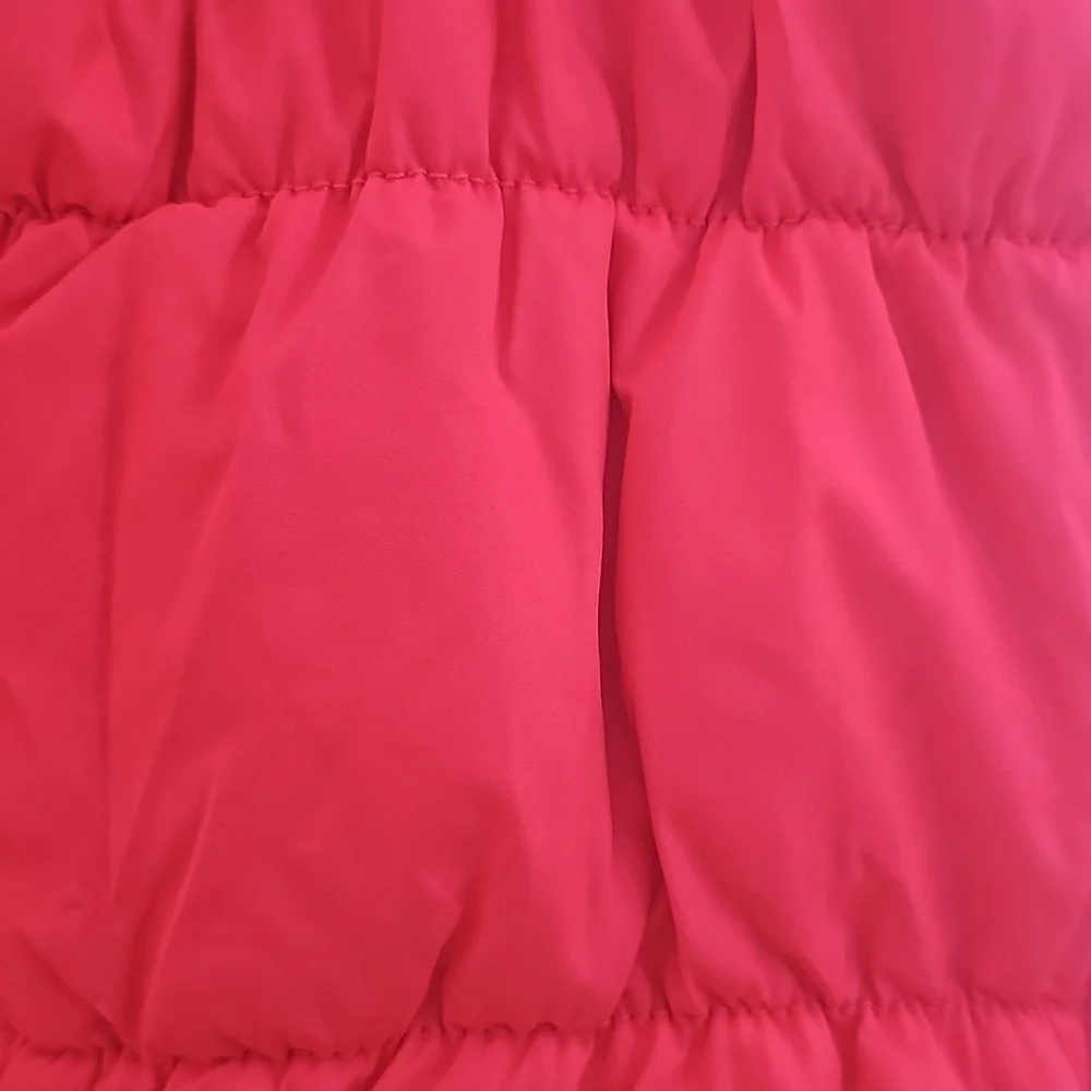 Old Navy Pink/Coral Puffer Vest Girls Size M (8) Like NEW